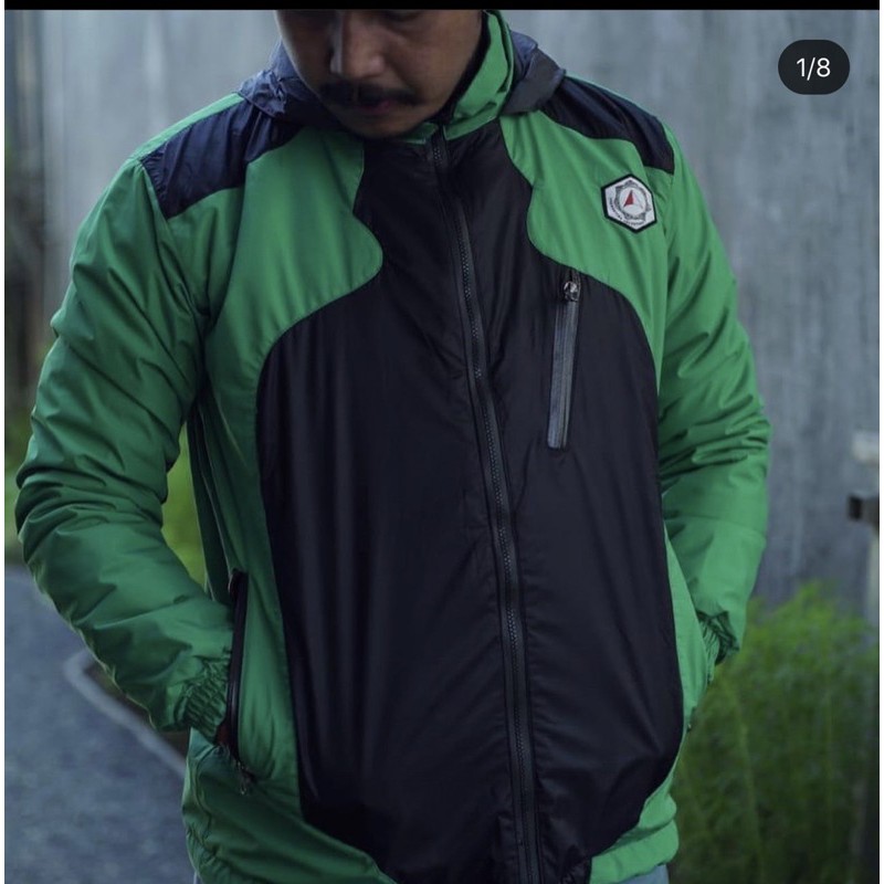 jaket waterproof raung bisa dipakai bolak balik