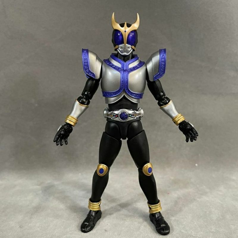 Shfiguarts Kuuga Titan Form Kamen Rider