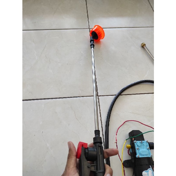 SPRAYER SEMPROT TANGKI ELEKTRIK DINAMO HIU KRAN SELANG STIK NOZEL POTENSIO HIU