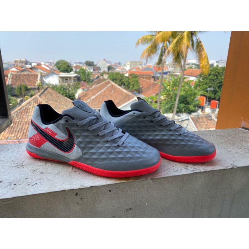 Sepatu Futsal Nike Tiempo legend VIII Pro Bomber Grey IC