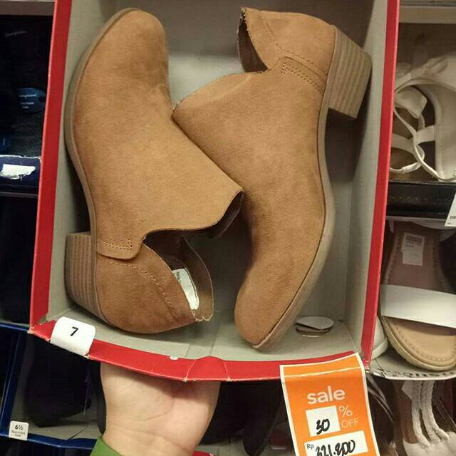 american eagle booties payless