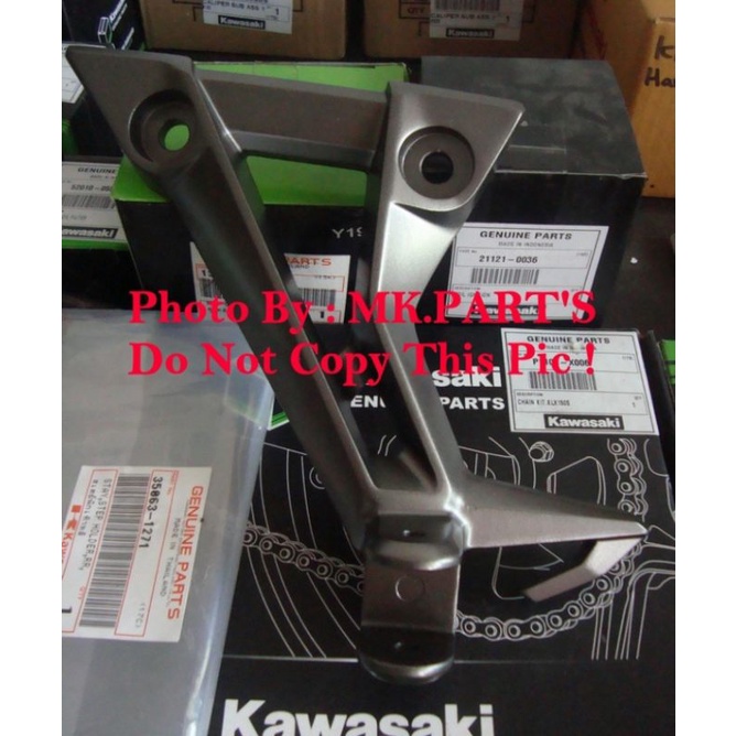 FOOTSTEP-STAY BELAKANG KIRI NINJA 250 FI ORI KAWASAKI