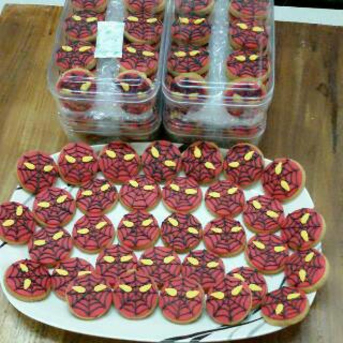 

Spiderman Cookies