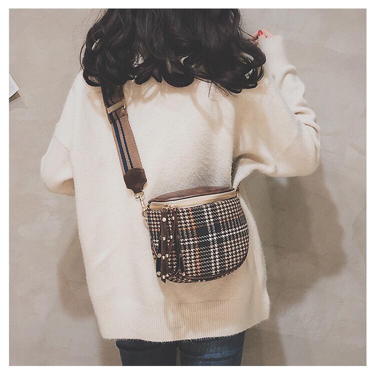 BJ7367 - BLUE/BROWN/RED/MOTIF 1/MOTIF 2 - TAS SLEMPANG KECIL MOTIF KOTAK KEKINIAN SLINGBAG WAISTBAG TAS WANITA FASHION IMPORT MODIS ELEGAN TERMURAH TERLARIS TERBARU BAGSTORE JAKARTA TAS BATAM BQ3180 GT1825 CR7507 LT1392 ELJ5187 JTF4534 ZC0820