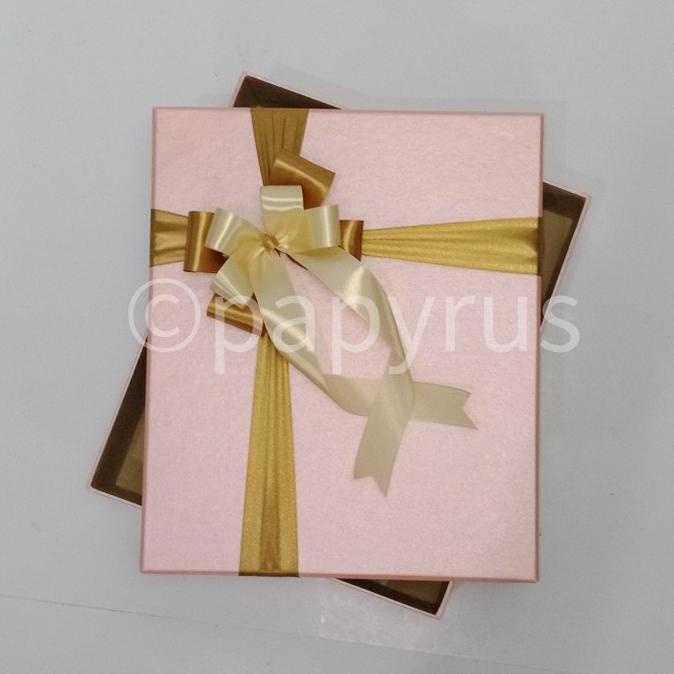 

Sale!!! Papyrus 30X35 Tinggi 10Cm Kotak Kado Gift Box - Paling Dicari