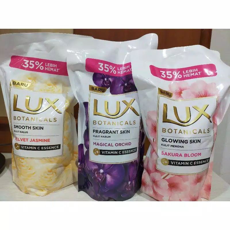 LUX Body Wash Pouch 900ml (Semua Jenis)
