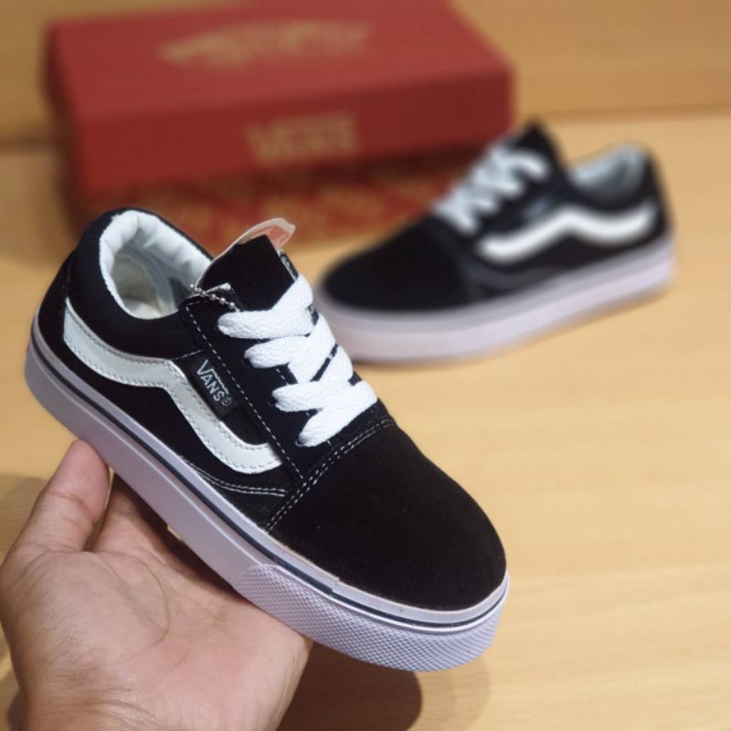 SEPATU VANS ANAK SEKOLAH HITAM PUTIH SEPATU ANAK LAKI LAKI PEREMPUAN PREMIUM HIGH QUALITY SEPATU SEKOLAH ANAK ANAK