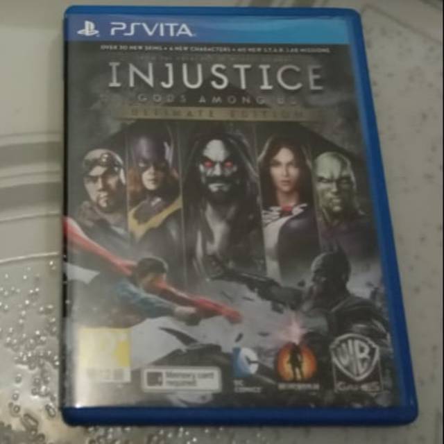 Kaset PS VITA Second : Injustice God Among Us Gold Edition