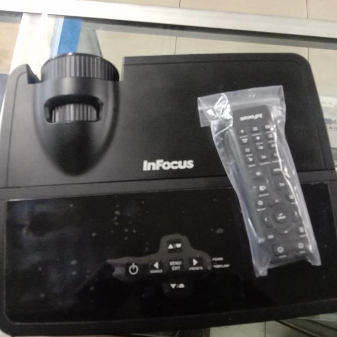 Original Proyektor Infocus In 114 Second Bekas Lengkap Like New Terbaru