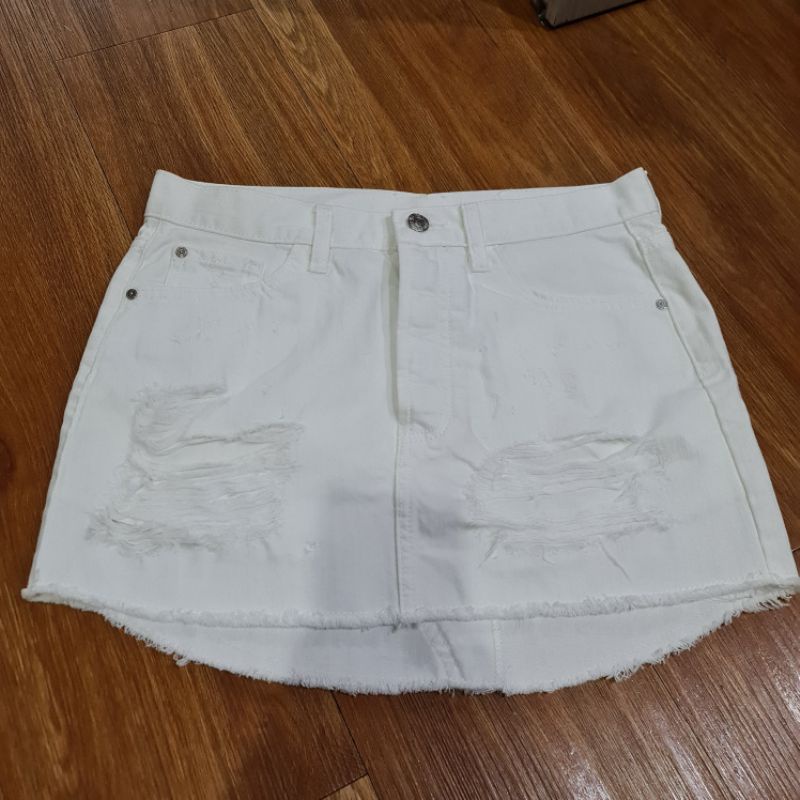 preloved rok mini jeans putih