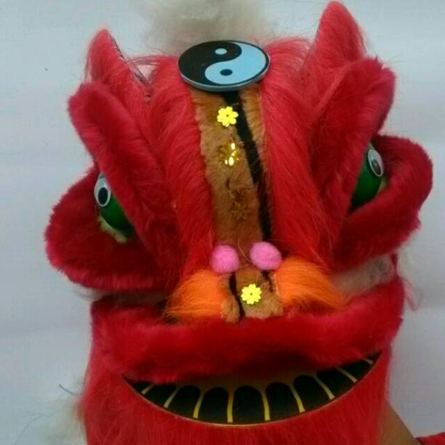 Barongsai besar full set, mata nyala dan kedip. kepala,celana dan rompi