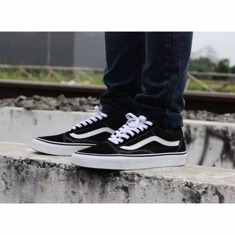 

vans old school kualitas super HITAM | MERAH GP + Dus polos