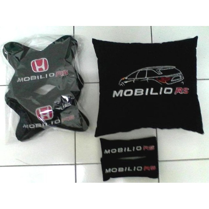 Car Set. Bantal aksesoris mobil Honda Mobilio RS
