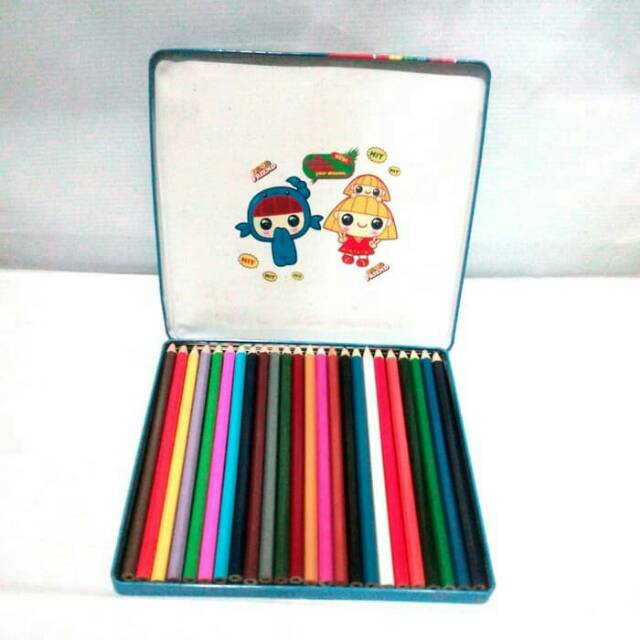 

Pensil warna cover kaleng panjang 18cm.