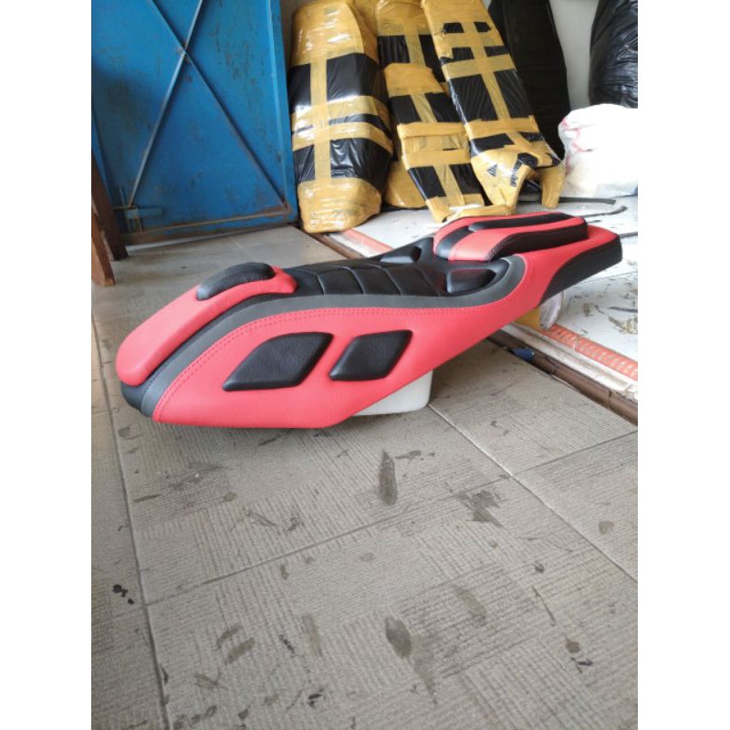 Jok vario 150 125 dan vario all new 150 predator full mbtech Jok custom vario warna merah modif