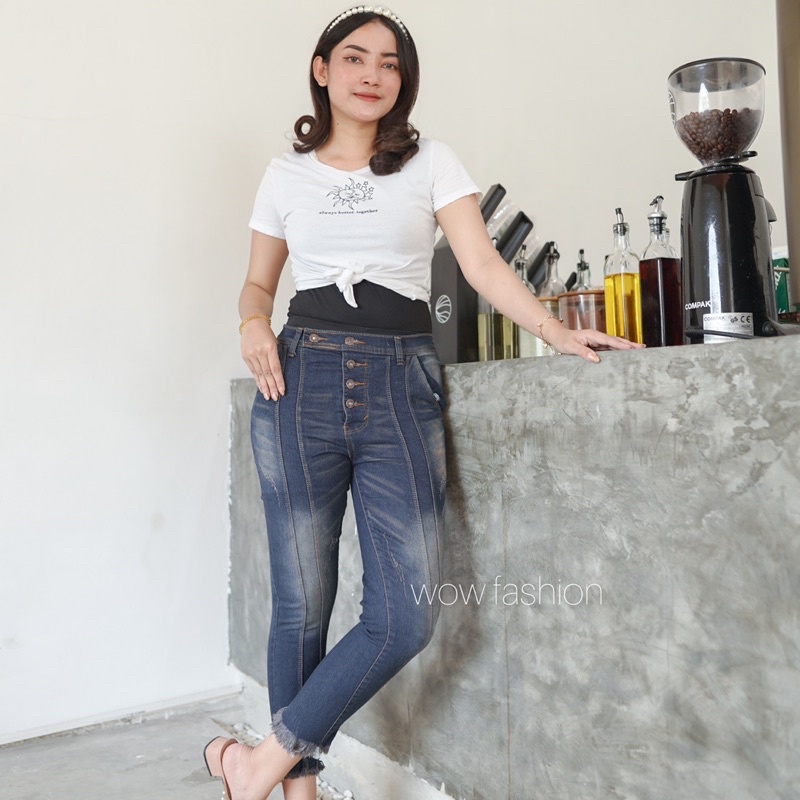 WOW-Bernice Jeans Celana Jeans 7/9 Wanita