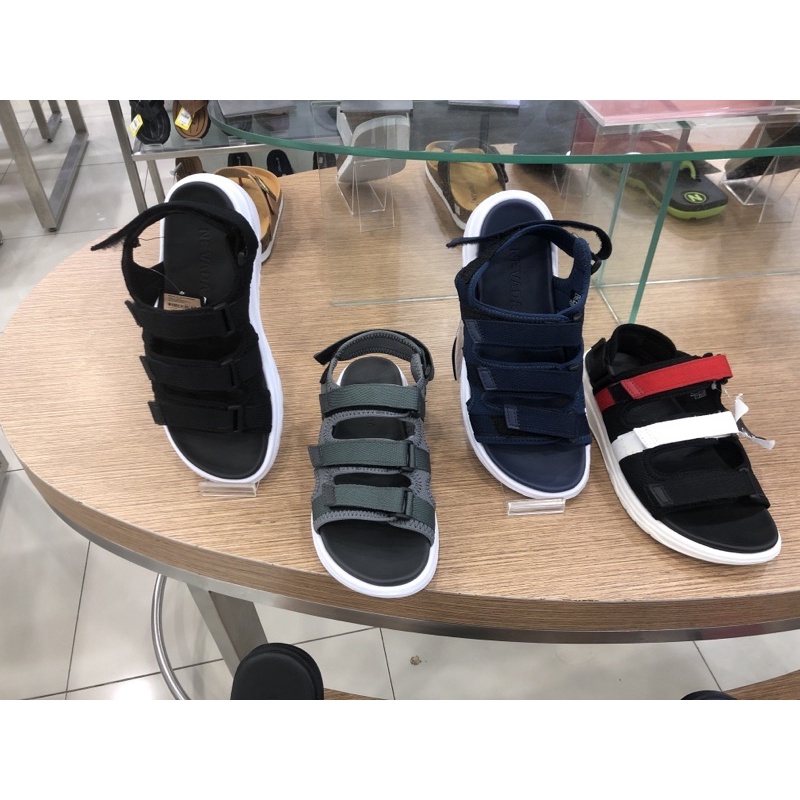 sandal pria nevada
