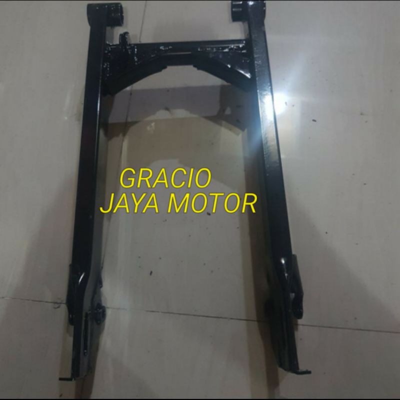 swing arm vega r new