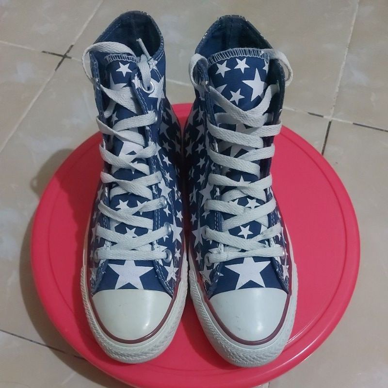 SEPATU SECOND BRANDED "CONVERSE ALL STAR"