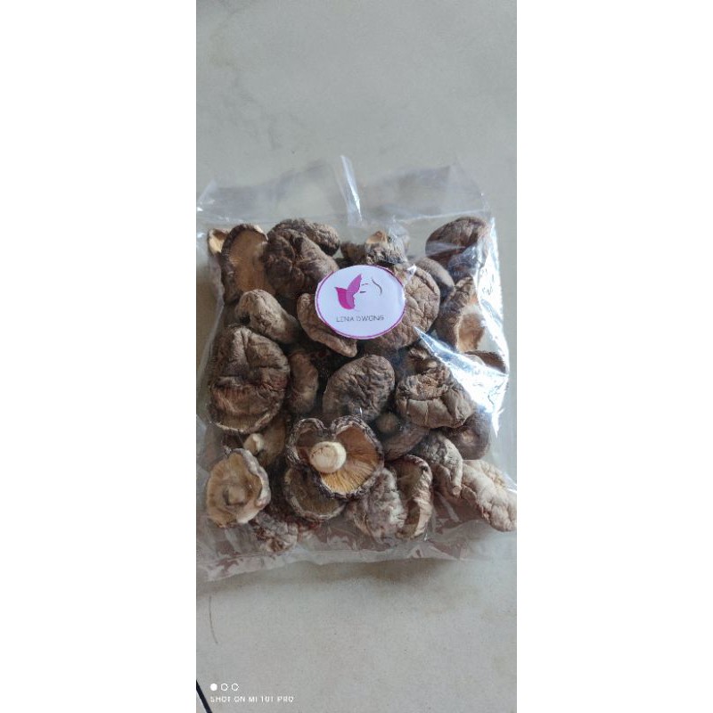 

Jamur Shitake Hioko Kering 100 gr