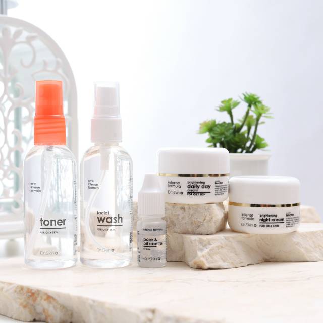 Eleora Care Oily Dr skin +