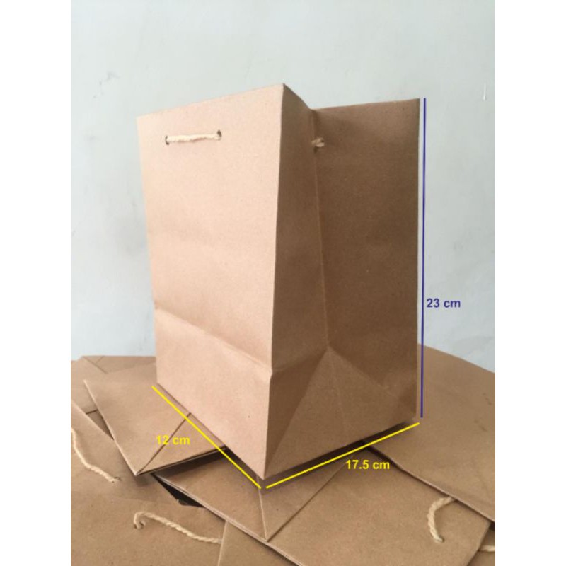 

PAPERBAG POLOS WARNA COKLAT PAPERBAG TERMURAH PAPERBAG CRAFT UKURAN 17,5X12X23CM