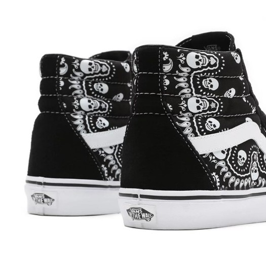 SEPATU VANS OFF THE WALL | SK8 HI BANDANA BLACK / TRUE WHITE