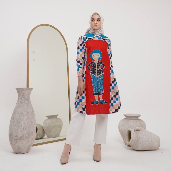 Atasan wanita kerja tunik batik motif Bu Tejo  Batik wanita Jogja