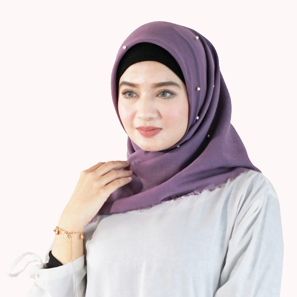 SCARF POLOS | Segi Empat Voal Feyza KIRA - Scarf Mutiara Jahit Tepi Segiempat  FLASH SALE