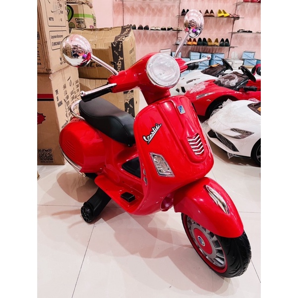 Mainan Motor Aki Anak Vespa PMB M288