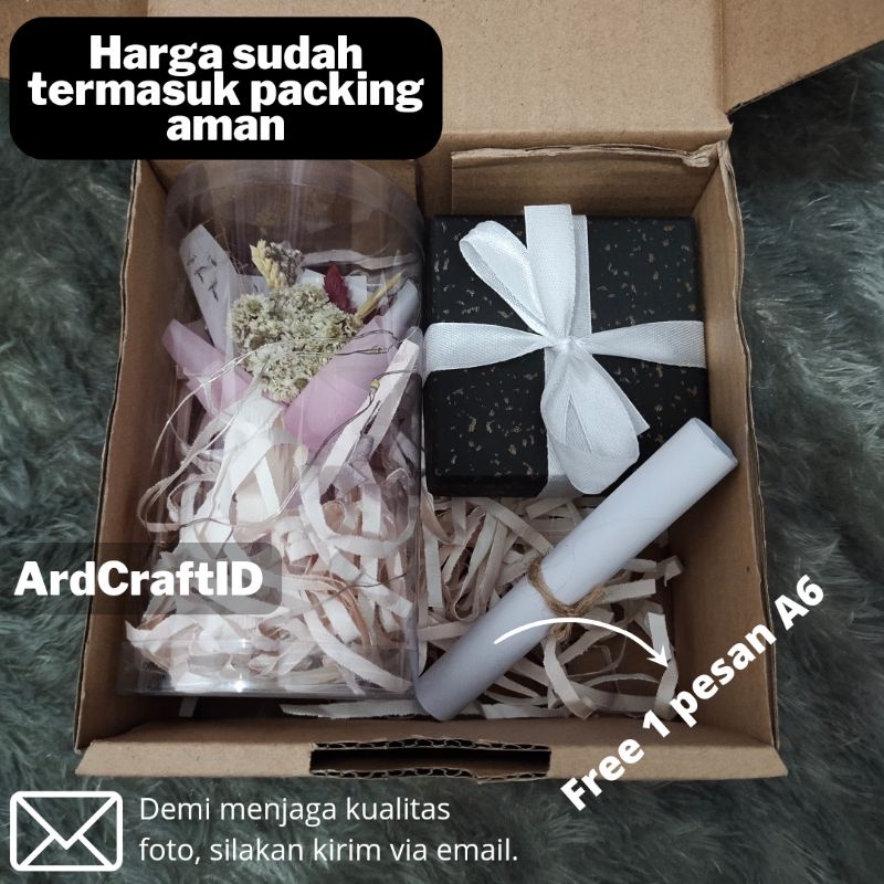 Kado Flower in Bottle and Photo Box