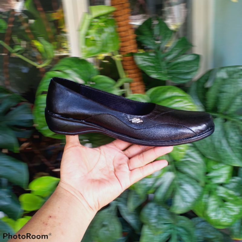 SEPATU KERJA CEWEK PANTOFEL FLAT HITAM TREPES ASLI CANTIK PREMIUM PANTOFEL KULIT