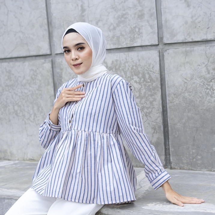 KALUNA - GREY BROWN / ATASAN BLOUSE WANITA HIJAB KANCING DEPAN
