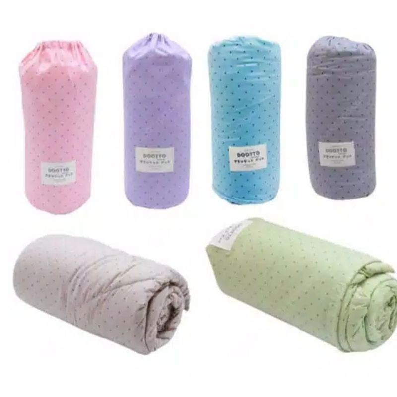 selimut /bedcover microfiber dooto by informa