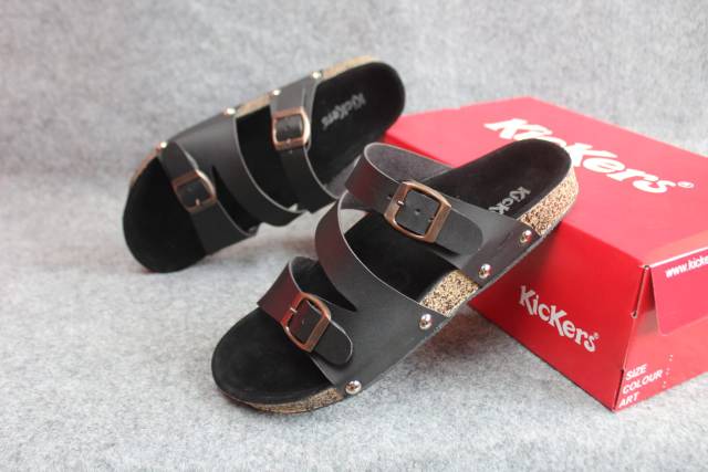 Sendal Pria Slide Kickers Urban Bahan Kulit Santai Nyaman Jalan NgemalL HangOut Kekinian Semi Formal
