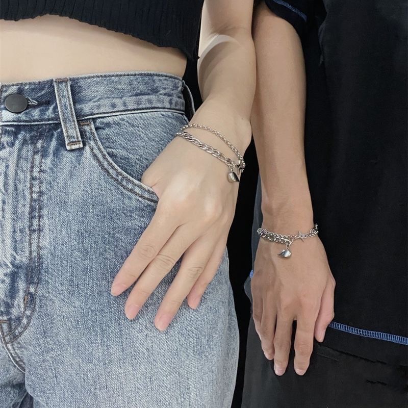 2pcs / Set Gelang Rantai Magnet Ganda Warna Silver Untuk Pasangan
