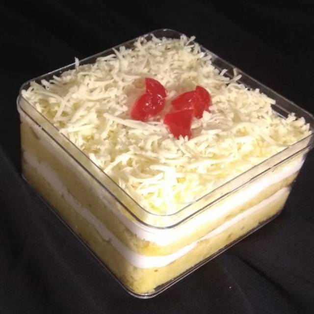 

Milk bath dessert box