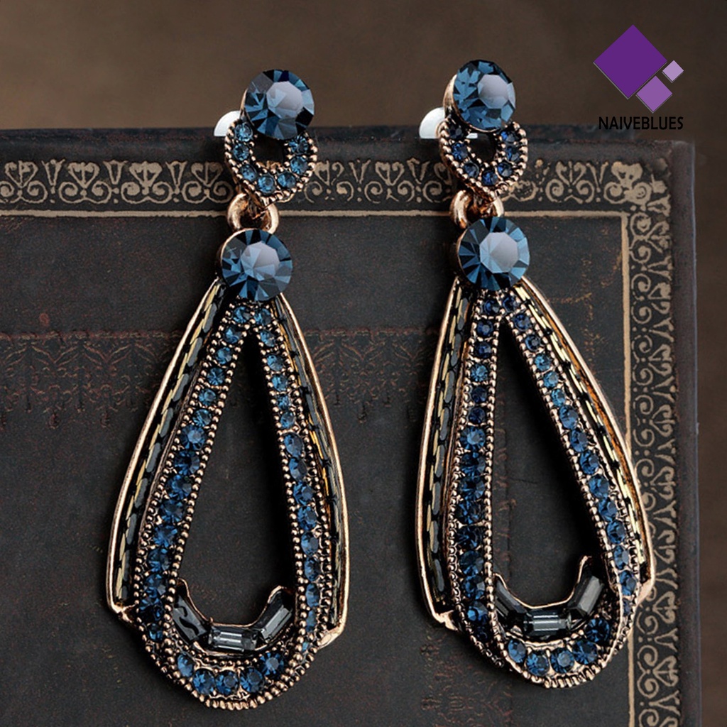 Anting Bentuk Tetesan Air Aksen Batu Biru Gaya Vintage