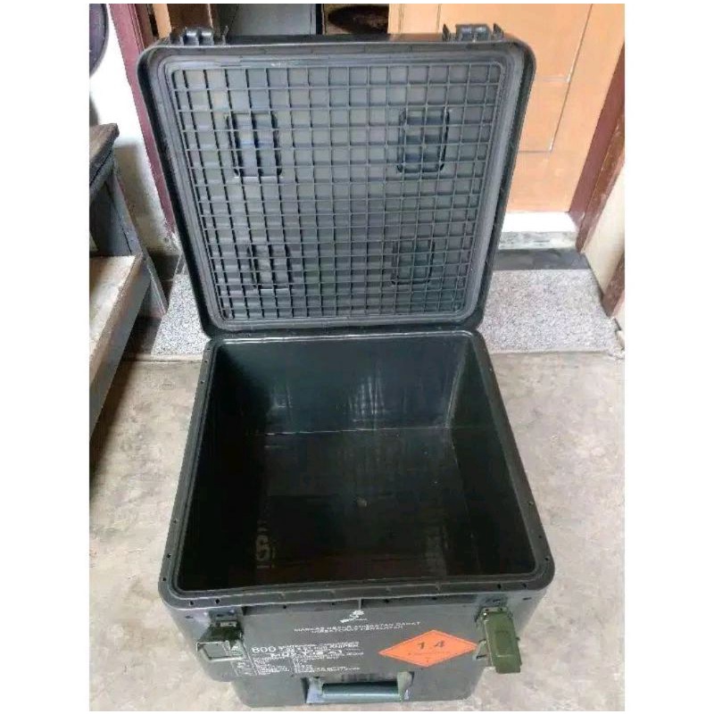 

KOTAK PLURU BOX PINDAD SERBAGUNA BEKAS ~ PLASTIK