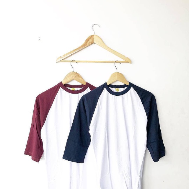 Kaos Polos Raglan