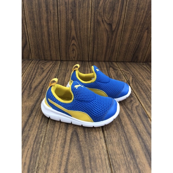 Sepatu anak puma biru kuning