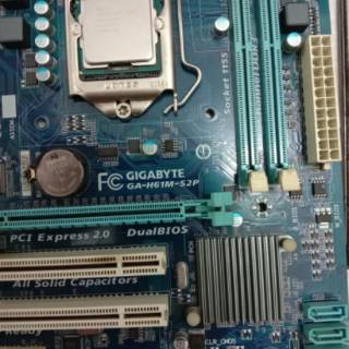 motherboard gigabyte H61 tambah intel core i5 3570 3 4ghz