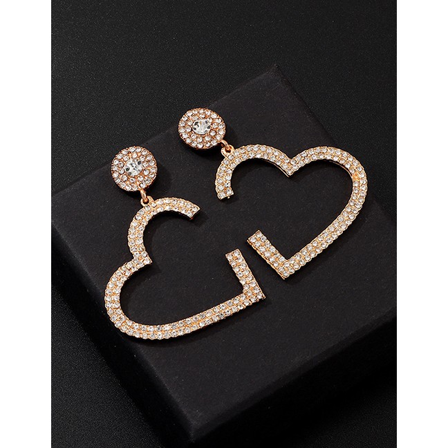 LRC Anting Tusuk Fashion Silver Love Notched With Diamond Earrings D04030