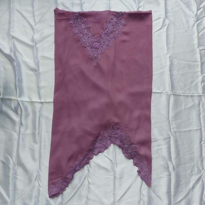 Kain Atasan Tunik ala Kebaya Encim : Sifon Metalik SM19 Ungu Lembayung
