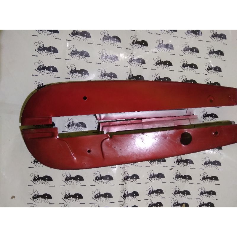 tutup rantai Suzuki a100 nos