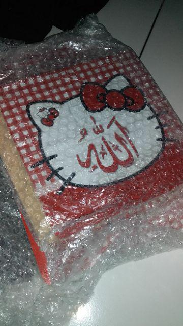 Walldecor Kaligrafi Hello Kitty Red  / Sepasang Ukuran 20x20cm