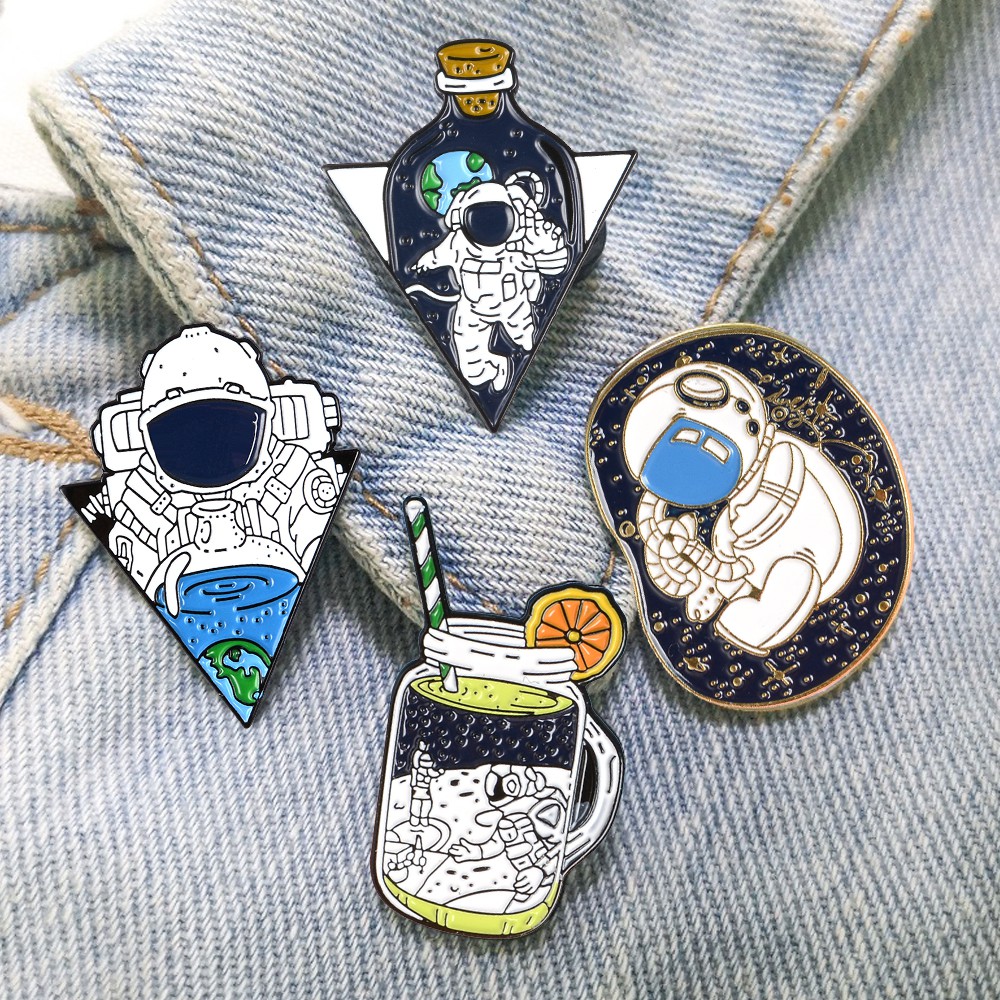 MASON Bros Pin Enamel Desain Kartun Planet Galaksi Luar Angkasa Astronot