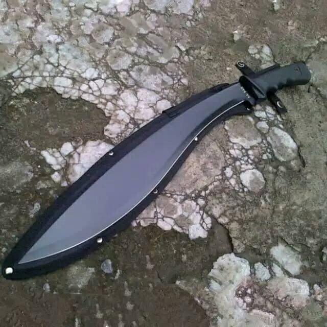 GOLOK TERABAS NEWKUKRI KABAR UKURAN BESAR SURVIVAL KIT BELAH KAYU HUTAN GUNUNG