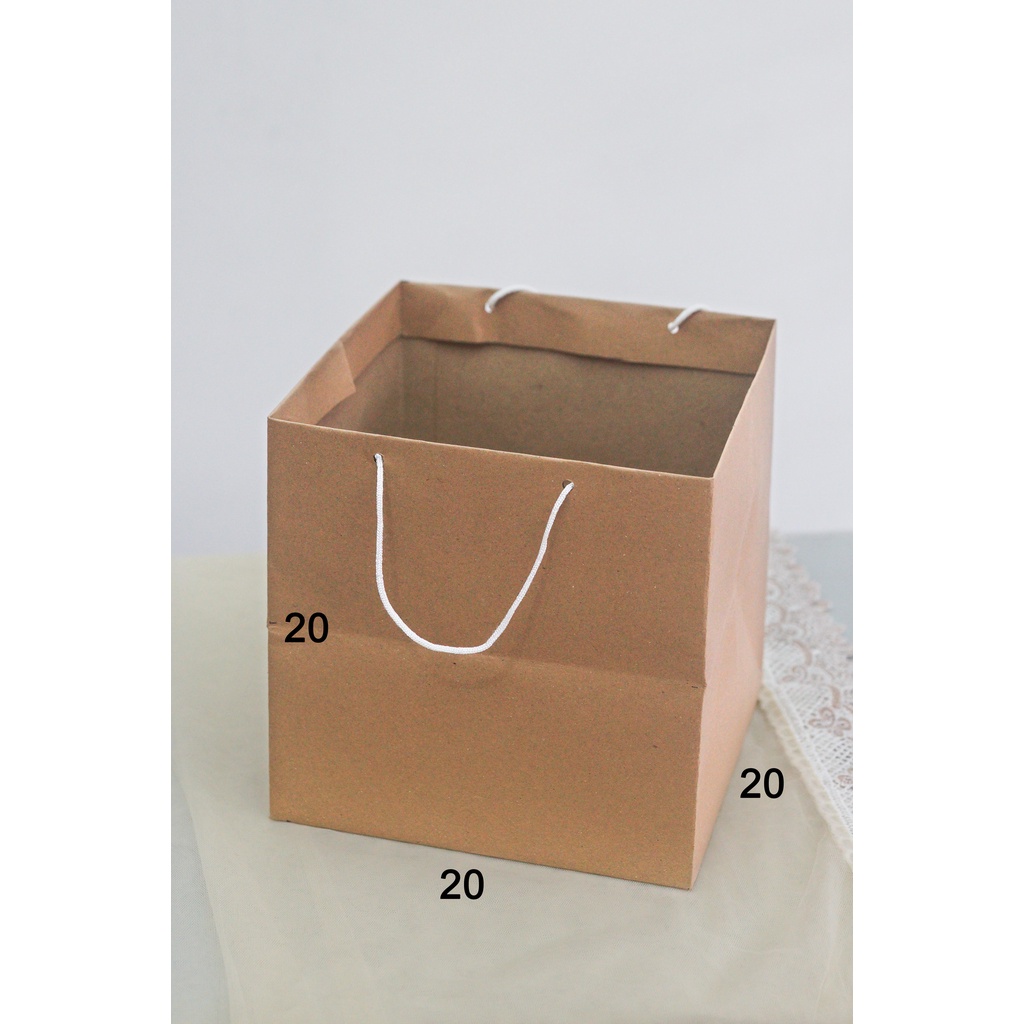 

Paper bag 20x20x20 (PxLxT) paperbag dus nasi, Kotak Kue coklat polos