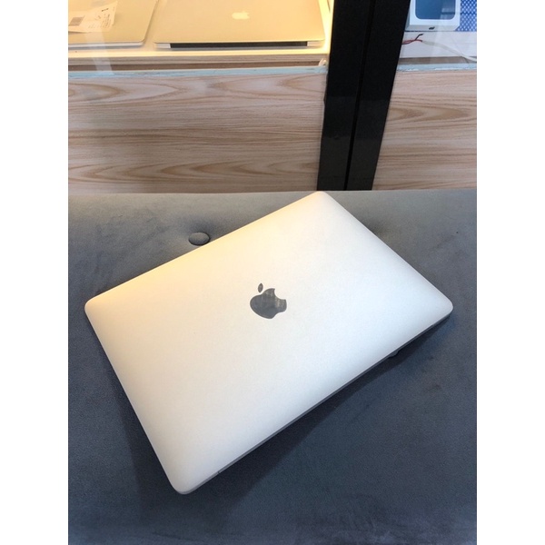 Macbook Retina 12&quot; 2017 8/256gb Second